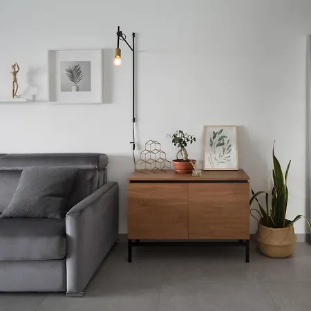 Olive Hill House - Ground Floor Apartment